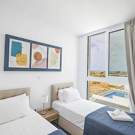 Blue 15 * Protaras
