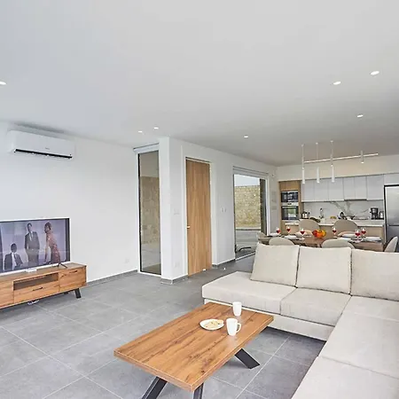 Villa Blue 15 *